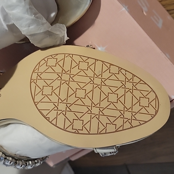 Badgley Mischka high heels - Picture 4 of 7